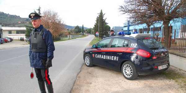 Rufina. Carabiniere investito dai ladri in fuga...
