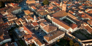 Borgo. 'Un mondo cento case' in scena in piazza Castelvecchio. Info...