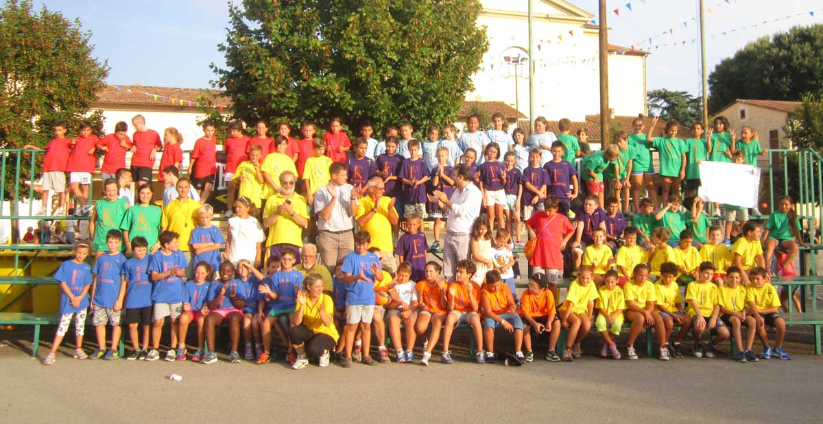 L'alpino camminatore Bellière da Borgo a Londa con OKMugello ed il Galletto.