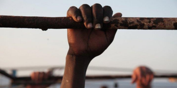 Giornata nazionale in memoria delle vittime dell’immigrazione, a Pontassieve uno spettacolo sul duro viaggio dell'attore Diakitè