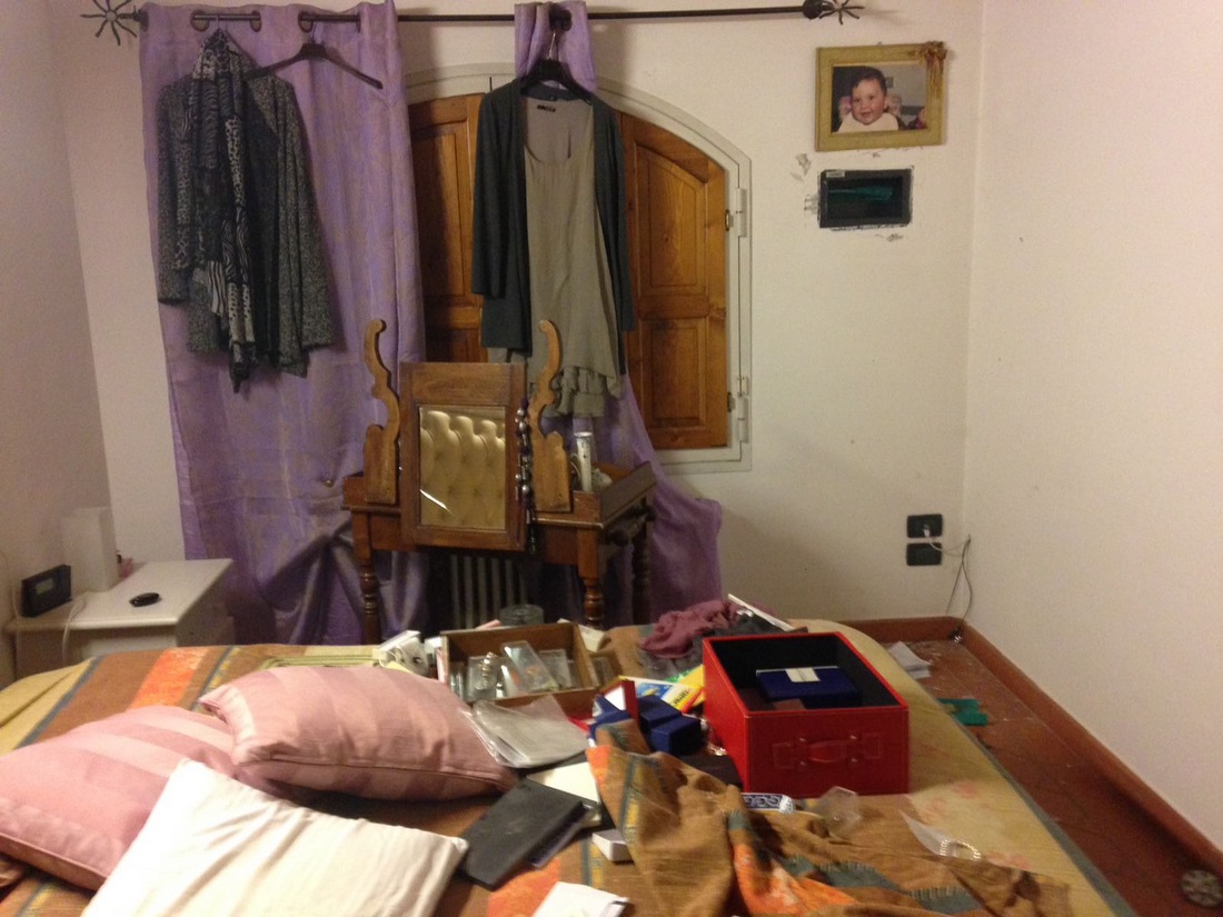 Casa svaligiata nel pomeriggio a Borgo, di fianco al supermercato Conad