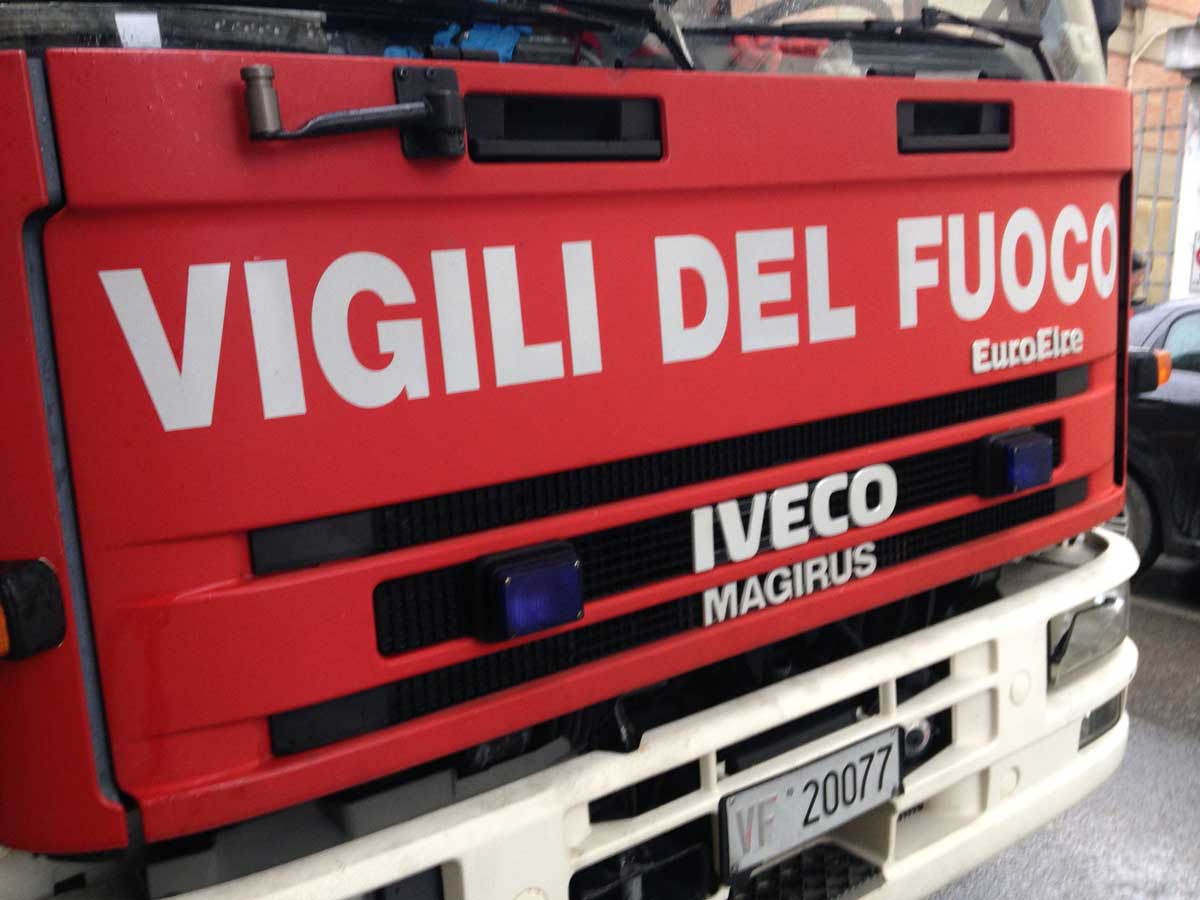 Vigli del fuoco. Conapo, applausi e tributi, ma dimenticati dal governo
