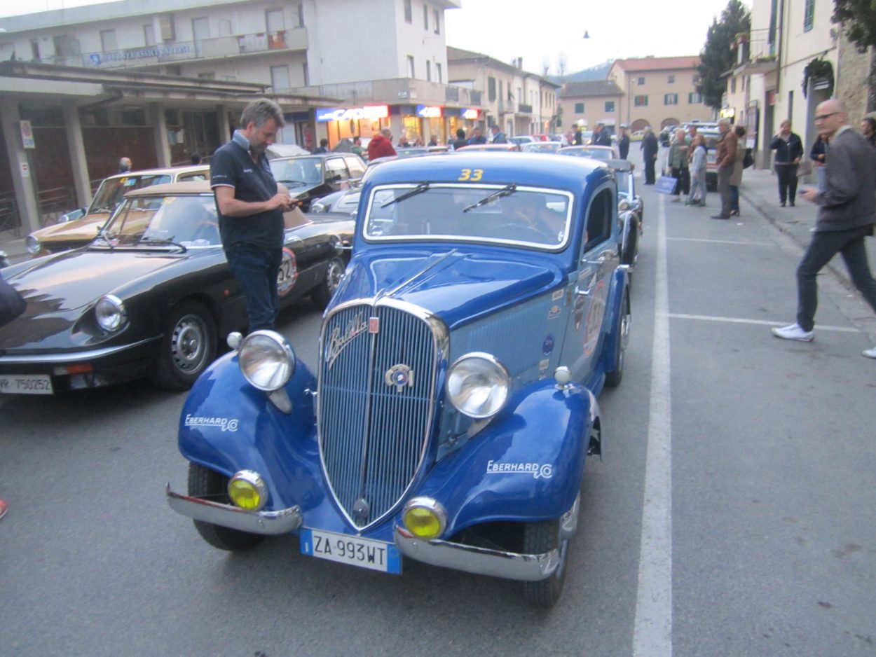 Auto d'epoca sabato a Borgo. Bolidi in mostra in centro