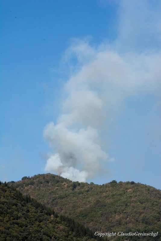 incendio-acone-elicotteri_1