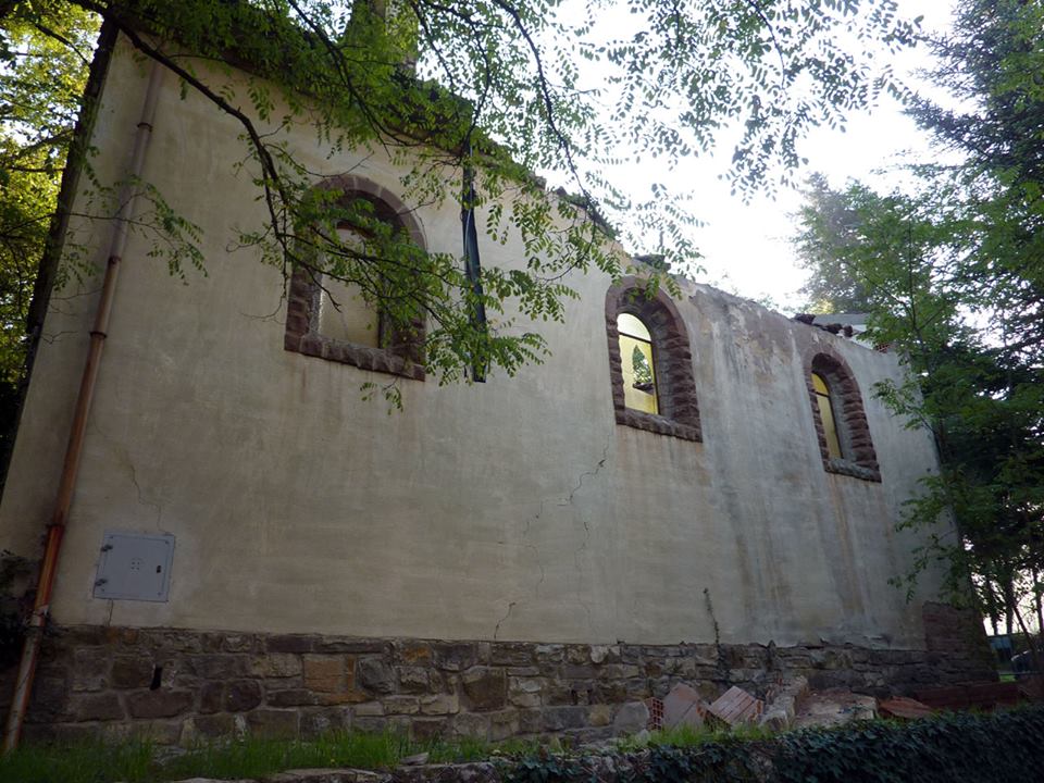 Crollato il tetto della 'cappellina' di Fontebuona. Era stata visitata anche da Betori