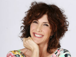 “Miss Marple “. Mercoledì Maria Amelia Monti al Giotto di Borgo