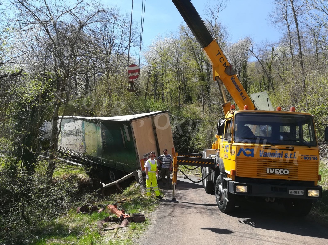 camion-montecuccoli_2