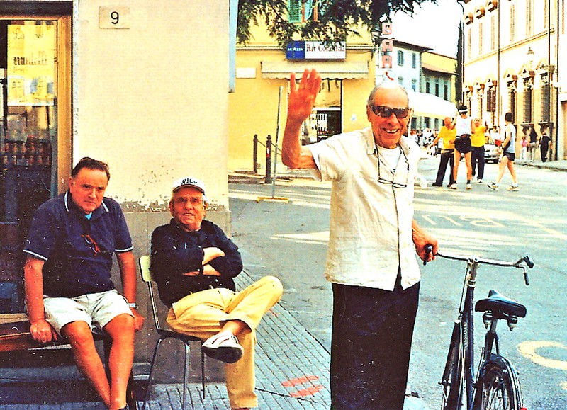 Tanti auguri a Piero Coppini. 96enne conosciutissimo a Borgo