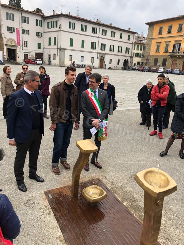 Il fontanello Ora et labora creatività tutta mugellana. Inaugurato alla presenza di Nardella