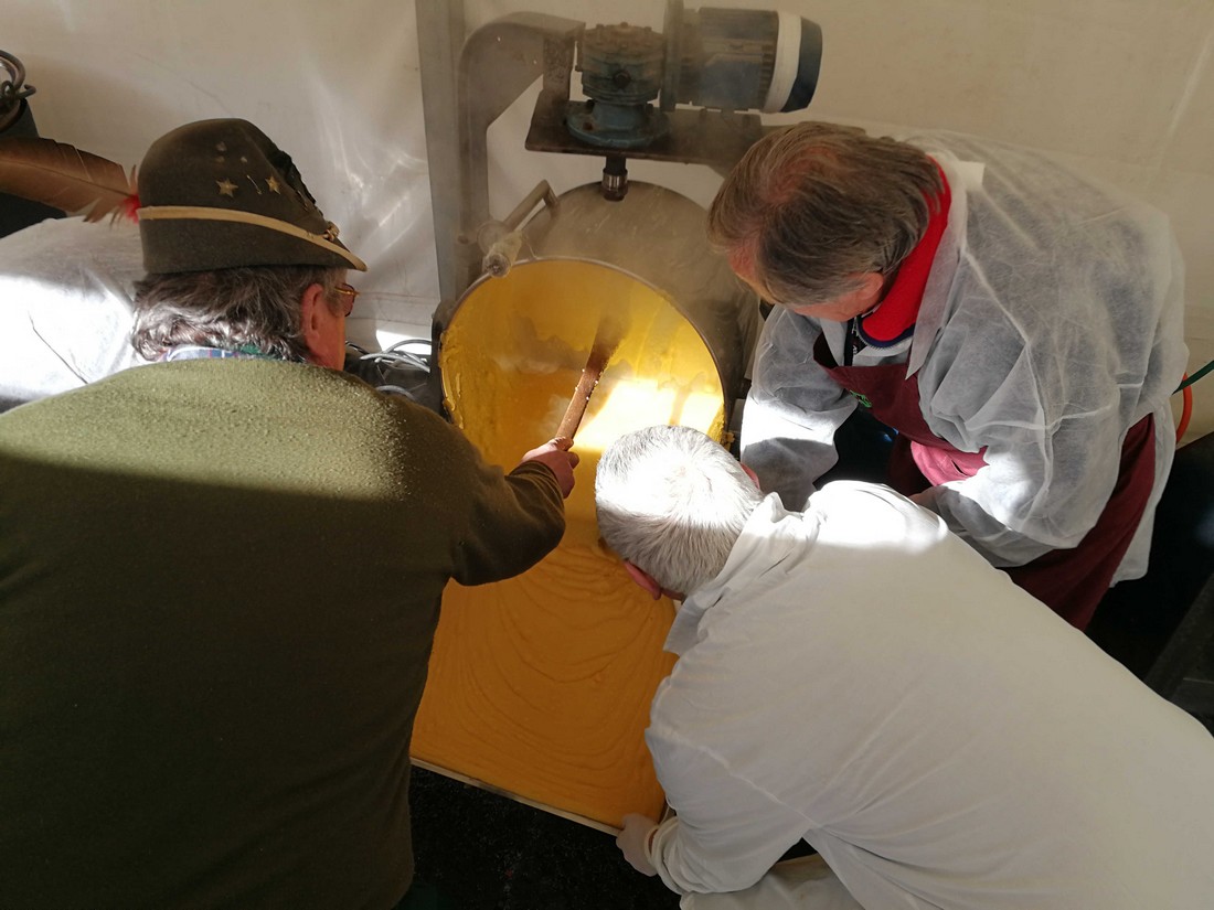 220 anni per la Polentata delle Ceneri. Foto, curiosità e personaggi