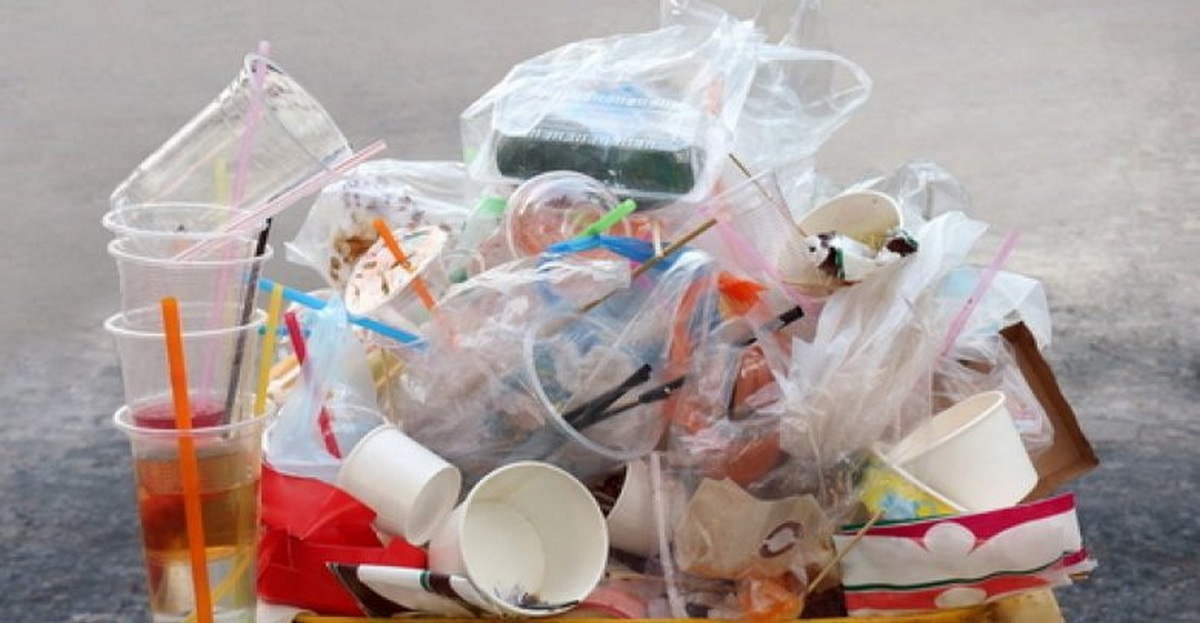 Marradi mette al bando la plastica monouso, il regolamento