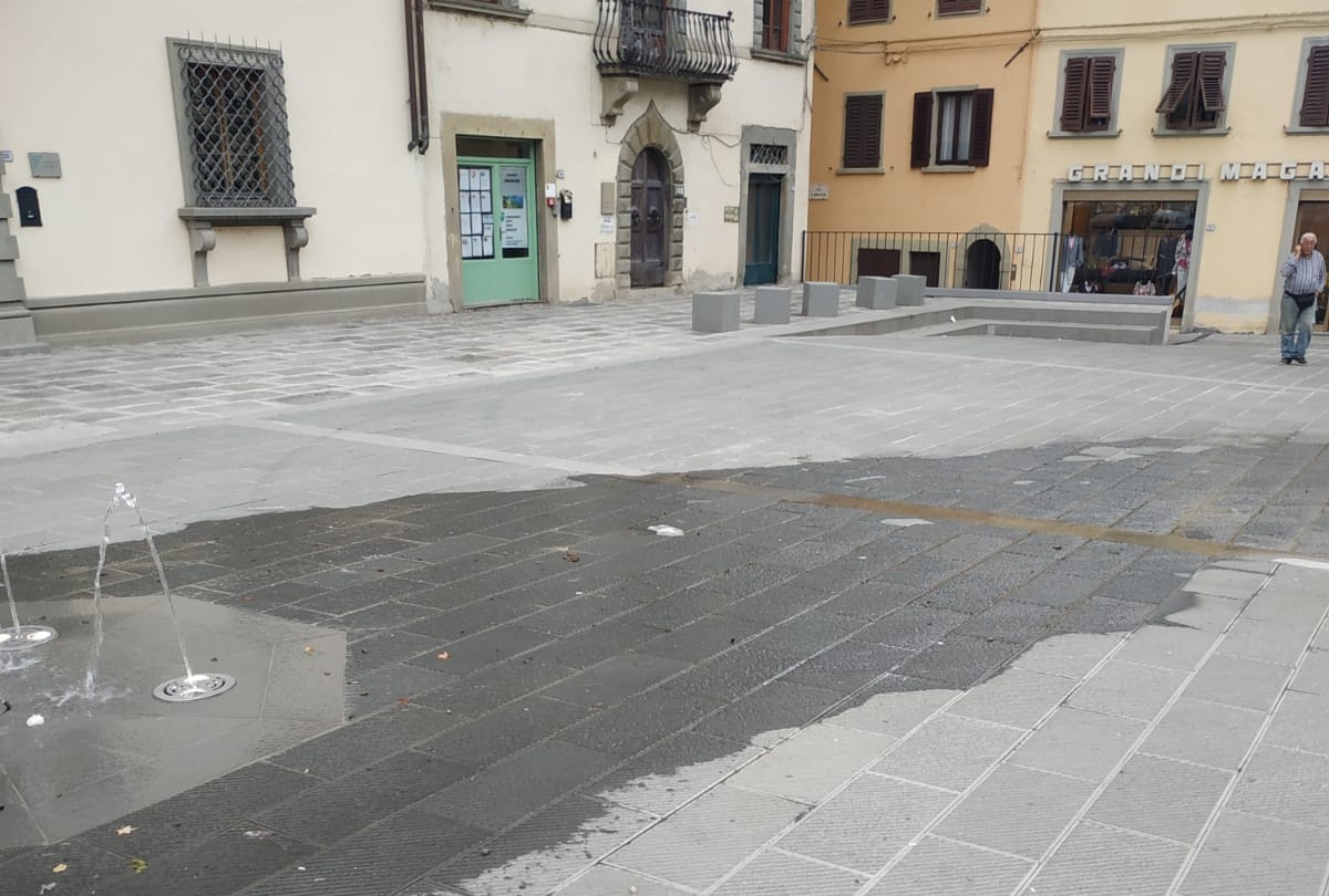 fontana piazza buonamici 3