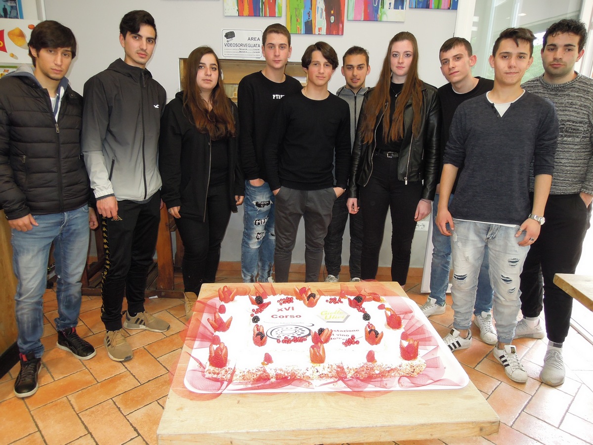 Giotto Ulivi. Concluso il corso di degustazione di vino e olio