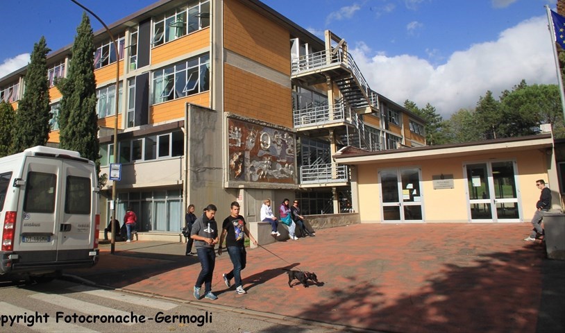 Le 'medie' di Borgo verso il sabato libero. Lettera della dirigente ai genitori