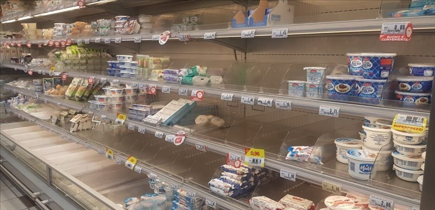 Situazione scaffali alla Coop di Figline Valdarno (FI) il 24/02/2020