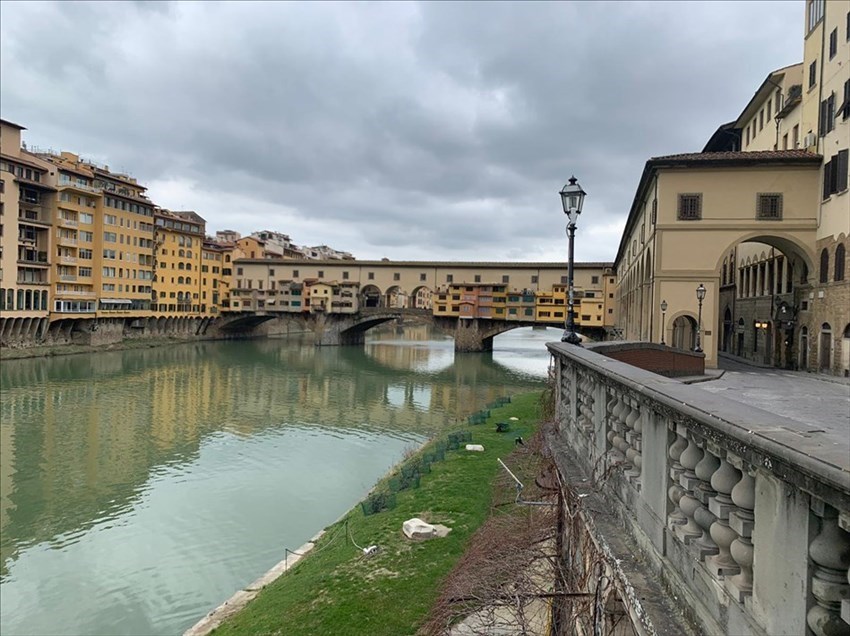Firenze. lungo l'Arno