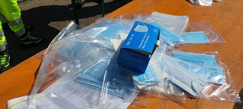 mascherine pronte all'imbustamento