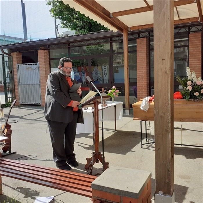 Il funerale di Elena Mariani