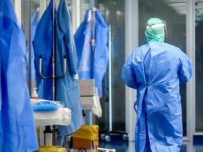 medici in reparto Covid