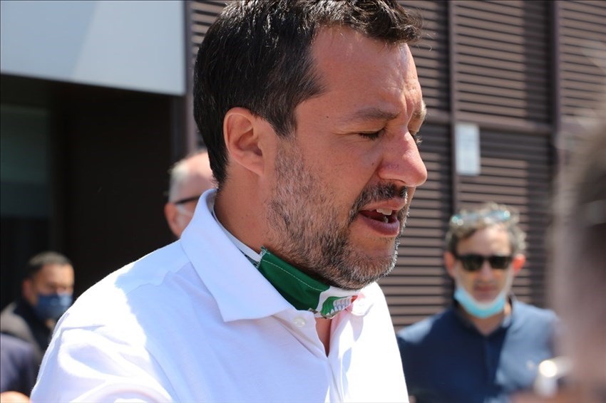 Salvini a Firenze per sostenere Ceccardi