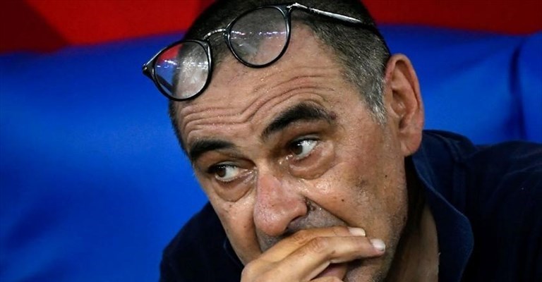 Maurizio Sarri esonerato