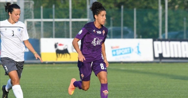 La Pires Neto durante una partita amichevole precampionato