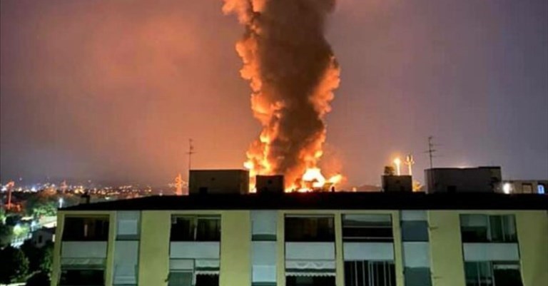 L'incendio all'alba di una settimana fa