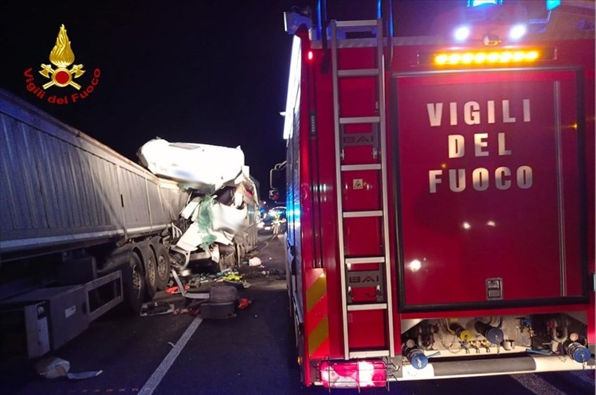 Scontro in autostrada A1 all'uscita di Firenze Sud nella giornata del 19 novembre, ndr