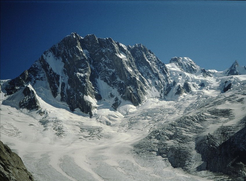 La parete nord delle Grandes Jorasses