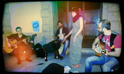 Armati di accordi. Al Borgo Acustico “Easy Ryders” e “The Beatles”