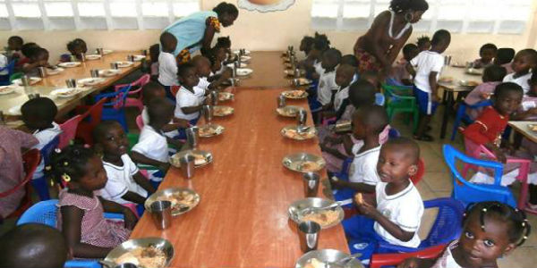 La scuola alla missione di Don Poggiali in Costa D’Avorio