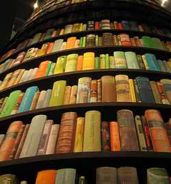 Libri e musica. Al Centro d'Incontro la prima mostra mercato di libri. Info