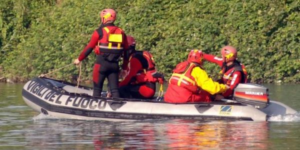 Sorpreso dalla piena. Ragazzo salvato a Prato