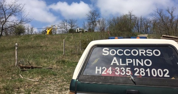 Motociclista soccorso a San Brigida in zona impervia