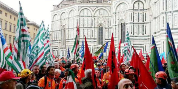 Operai Forestali. Ieri mattina presidio davanti alla Regione