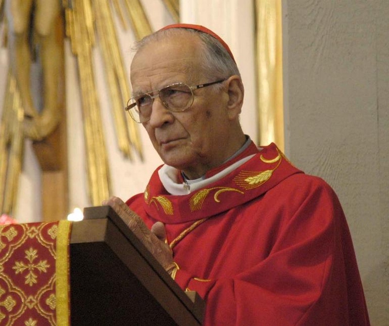 Morto il cardinale Piovanelli. Da Ronta alla guida della Chiesa Toscana