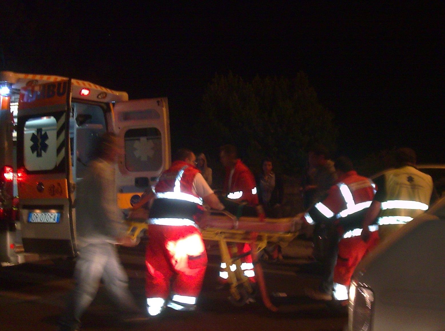 Incidente nella notte, gravi due diciannovenni