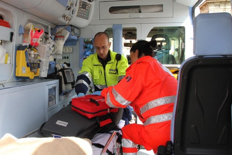 Cade dall'impalcatura. Grave 20enne in una ditta di Barberino