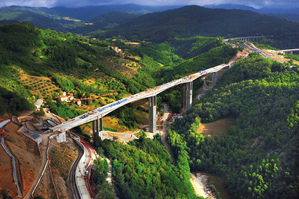 Fienile crollò per la Variante. Niente lavori dopo otto anni: Fateci causa...