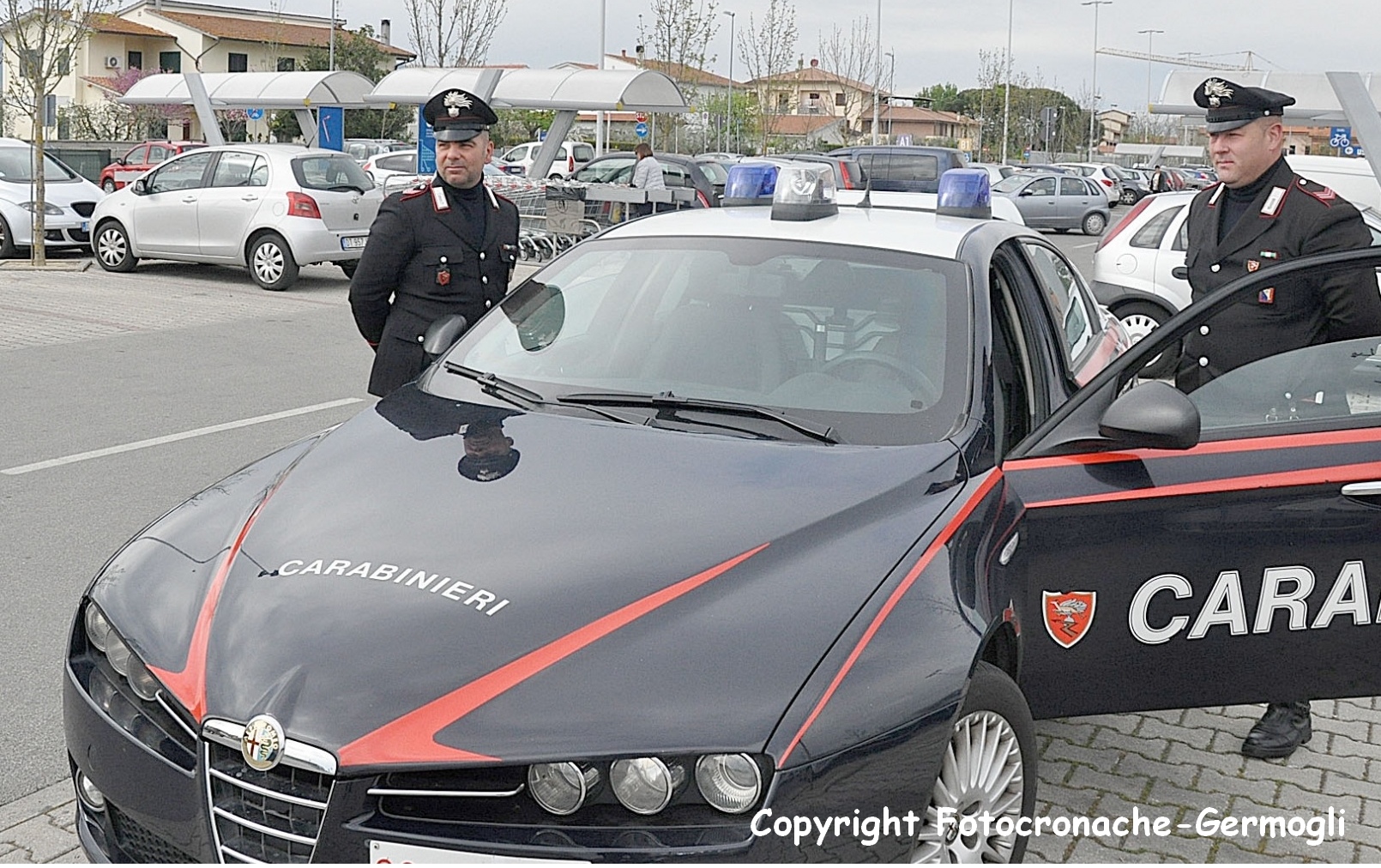 21enne di Scarperia spaccia a Scandicci. Nei guai anche giovane di Vaglia