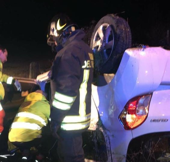 Borgo. Le foto dell'incidente di ieri sera in Viale Kennedy. Non grave, per fortuna