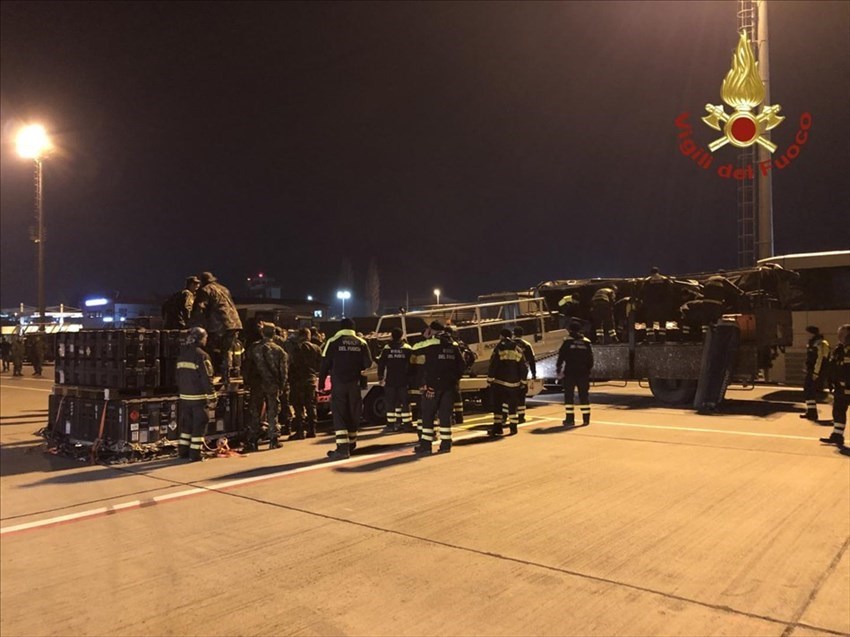 Le operazioni di salvataggio dei dispersi