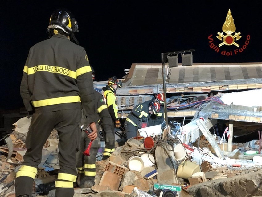 Le operazioni di salvataggio dei dispersi