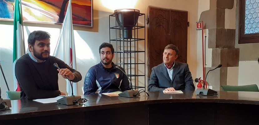 la conferenza stampa di presentazione