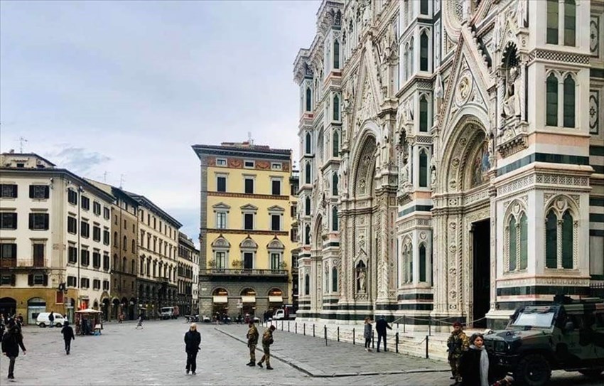 piazza Duomo  ore 5.3.20 0re 8.30