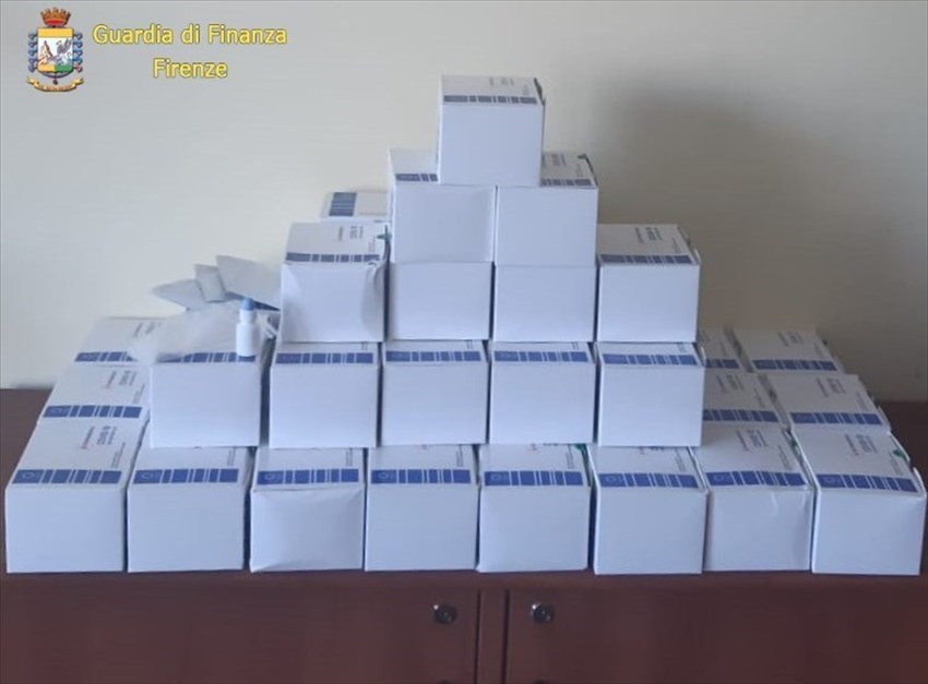 Coronavirus e criminalità: maxi-sequestro di mascherine e test sierologici rapidi irregolari