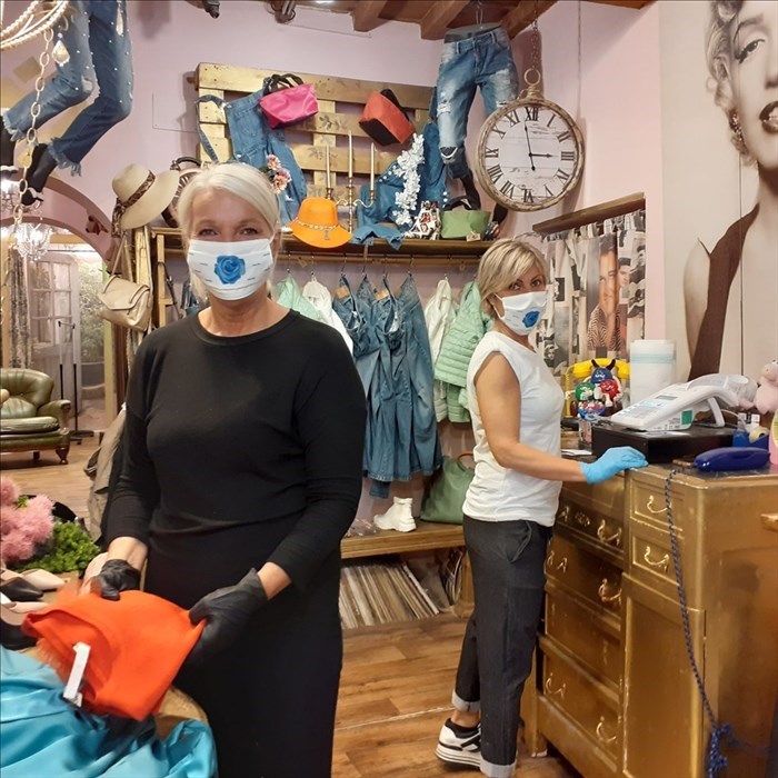 Simona e Laura di Rosa Blu