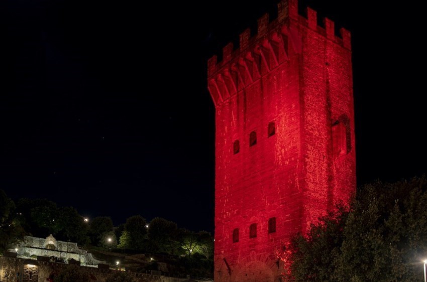 2 giugno 2020: Firenze illuminata con il tricolore