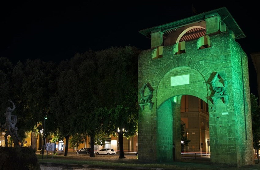 2 giugno 2020: Firenze illuminata con il tricolore