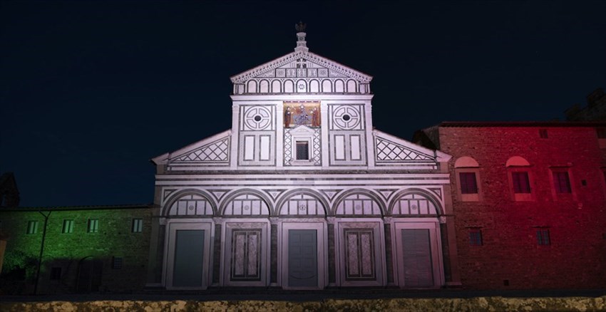 2 giugno 2020: Firenze illuminata con il tricolore